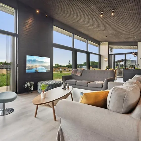 Anelle - 500m From The Sea By Interhome Feriehus *