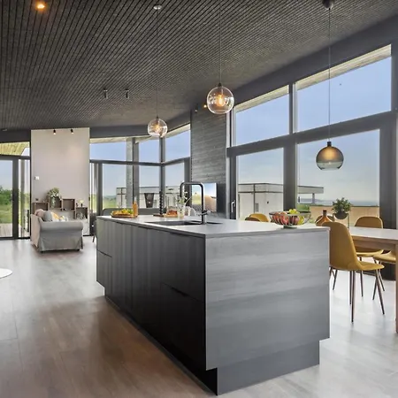 Anelle - 500m From The Sea By Interhome *