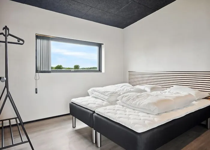 Anelle - 500m From The Sea By Interhome Borkop